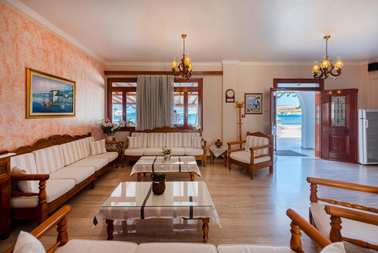 Irene Studios - Beachfront Páros Eksteriør billede