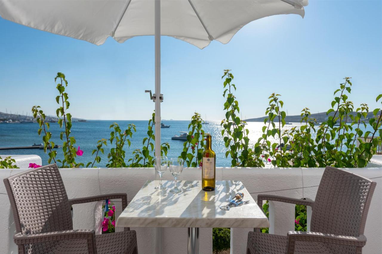 Irene Studios - Beachfront Páros Eksteriør billede